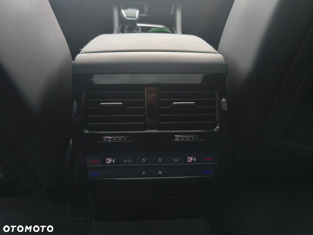 Volkswagen Touareg - 35