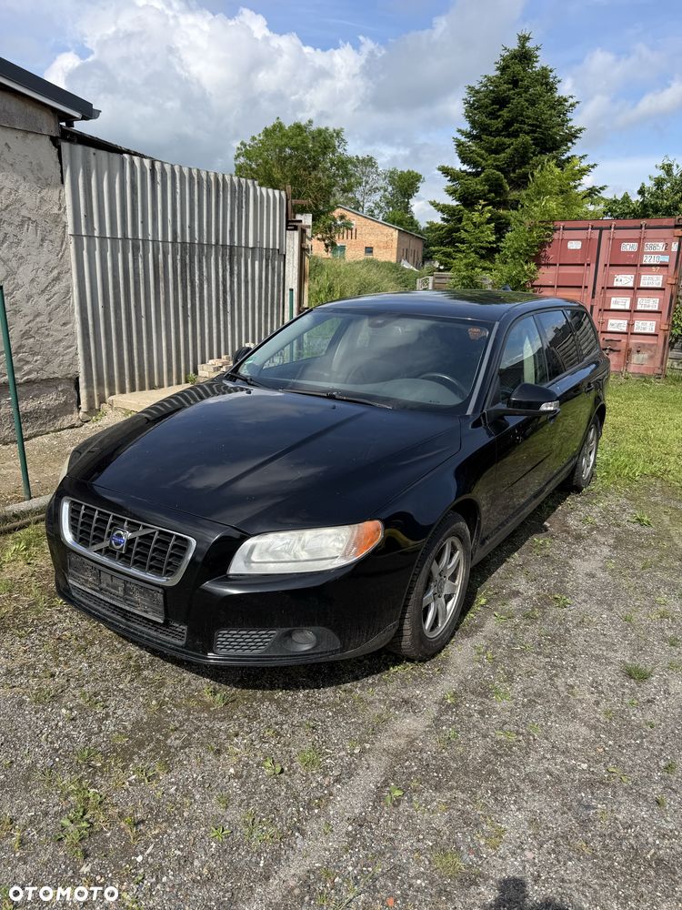 Volvo V70 - 1