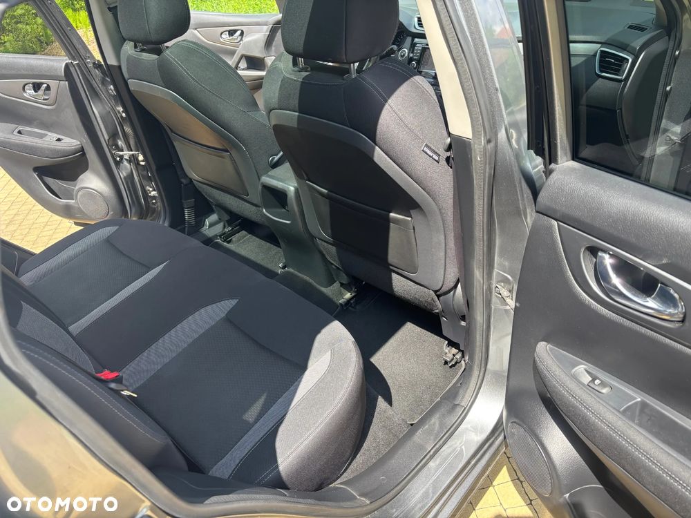 Nissan Qashqai 1.2 DIG-T N-Connecta EU6 - 15