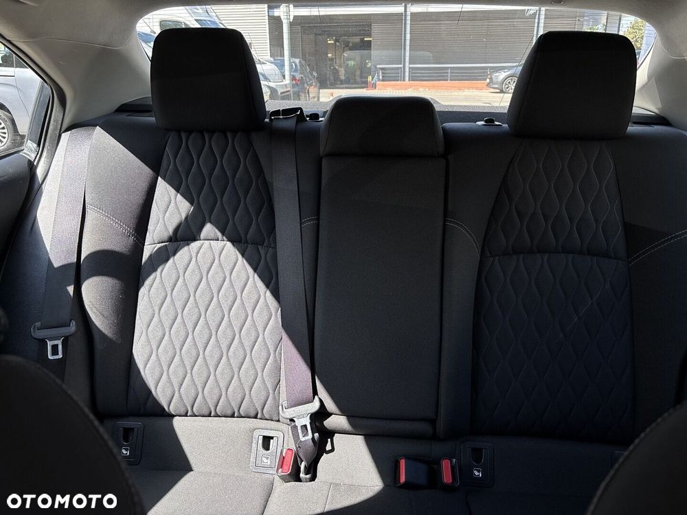 Toyota Corolla - 13