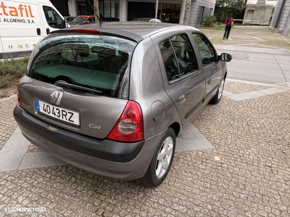 Renault Clio 1.2 16V Extreme - 6