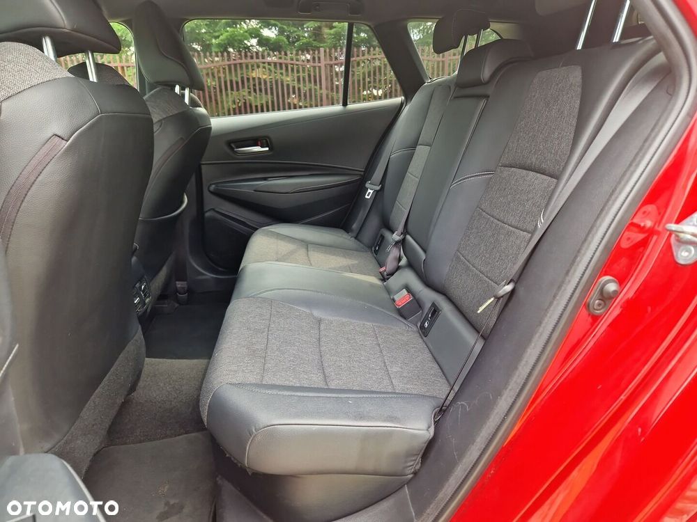 Toyota Corolla 2.0 Hybrid Comfort - 14