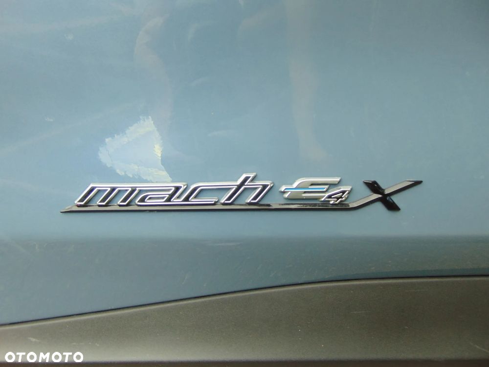 Ford Mustang Mach-E - 5