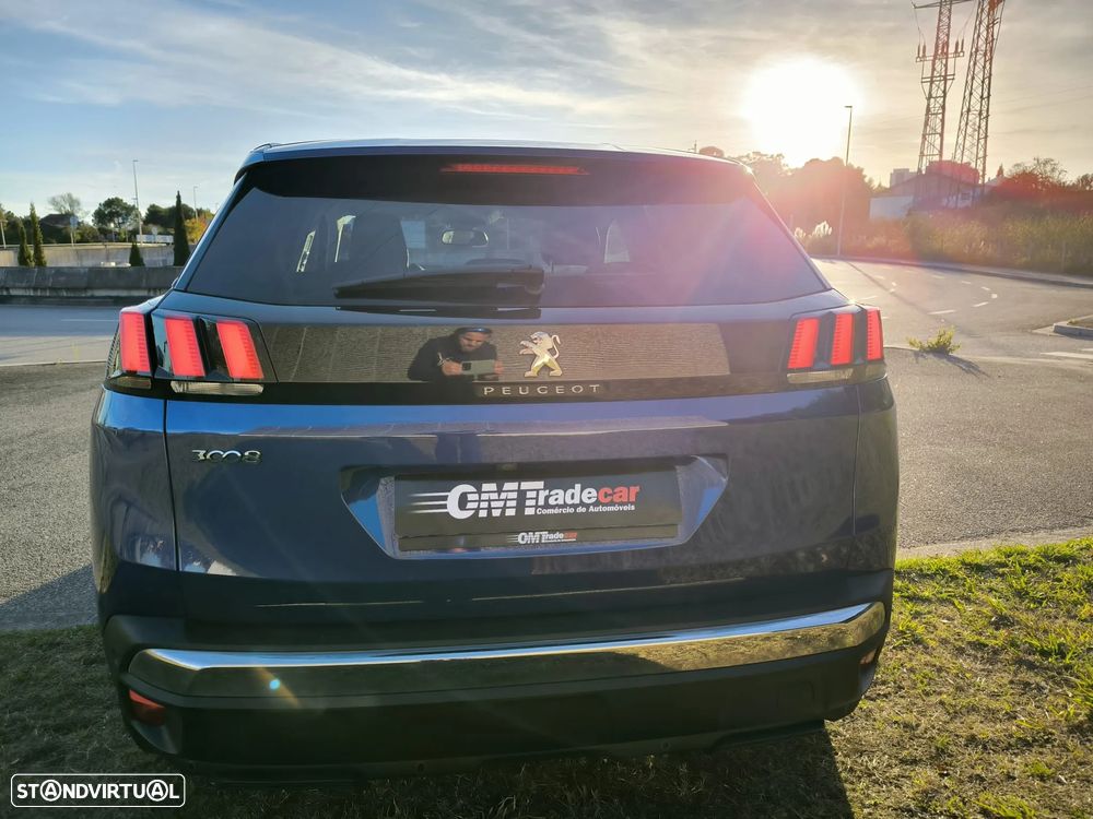 Peugeot 3008 PureTech 130 Stop & Start GPF Allure Pack - 7