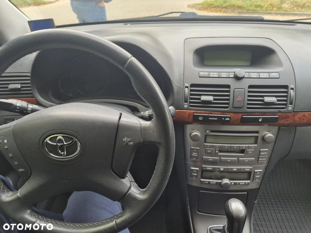 Toyota Avensis 2.0 VVT-i Sol - 12