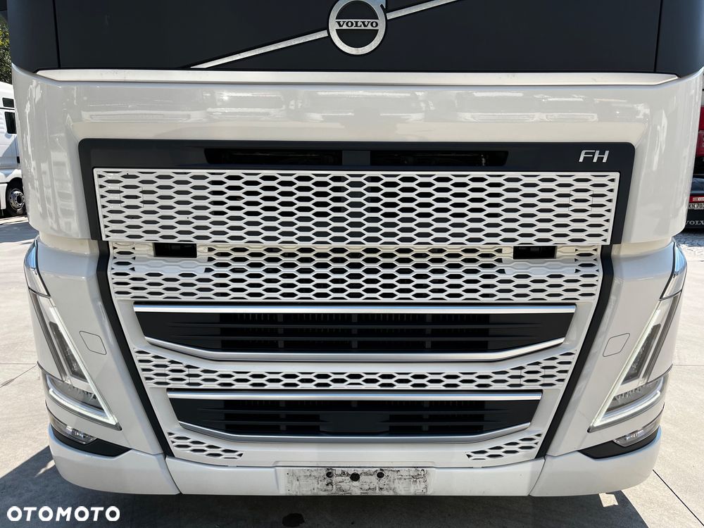 Volvo FH500 BDF 6x2 // Dolny zaczep // Euro 6 motor ! // New Face // XXL Cab // - 19