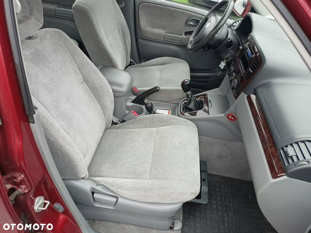 Suzuki XL7 - 6