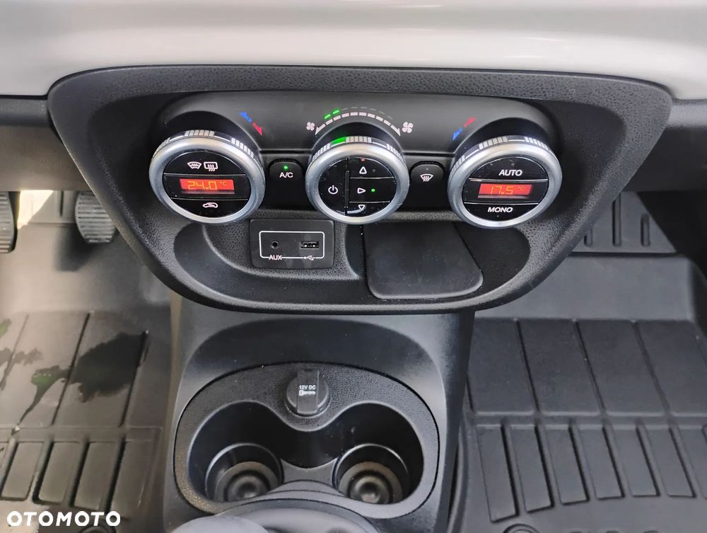 Fiat 500L 1.4 16V T-Jet Trekking - 19