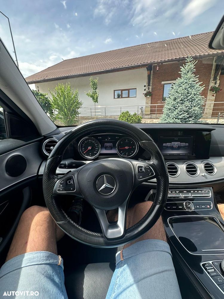 Mercedes-Benz E 220 d Aut. - 5