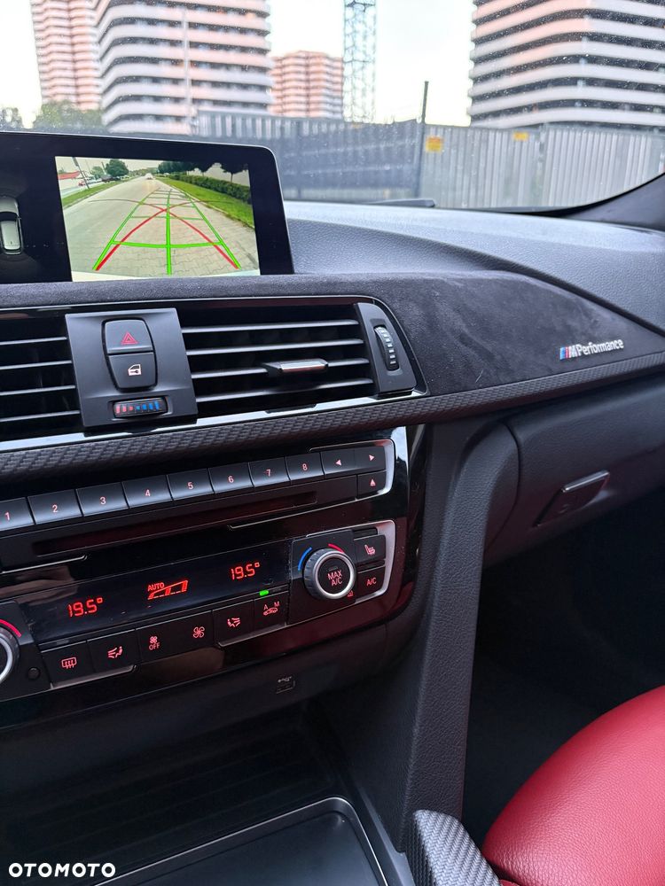 BMW Seria 3 330i xDrive M Sport Sport - 16