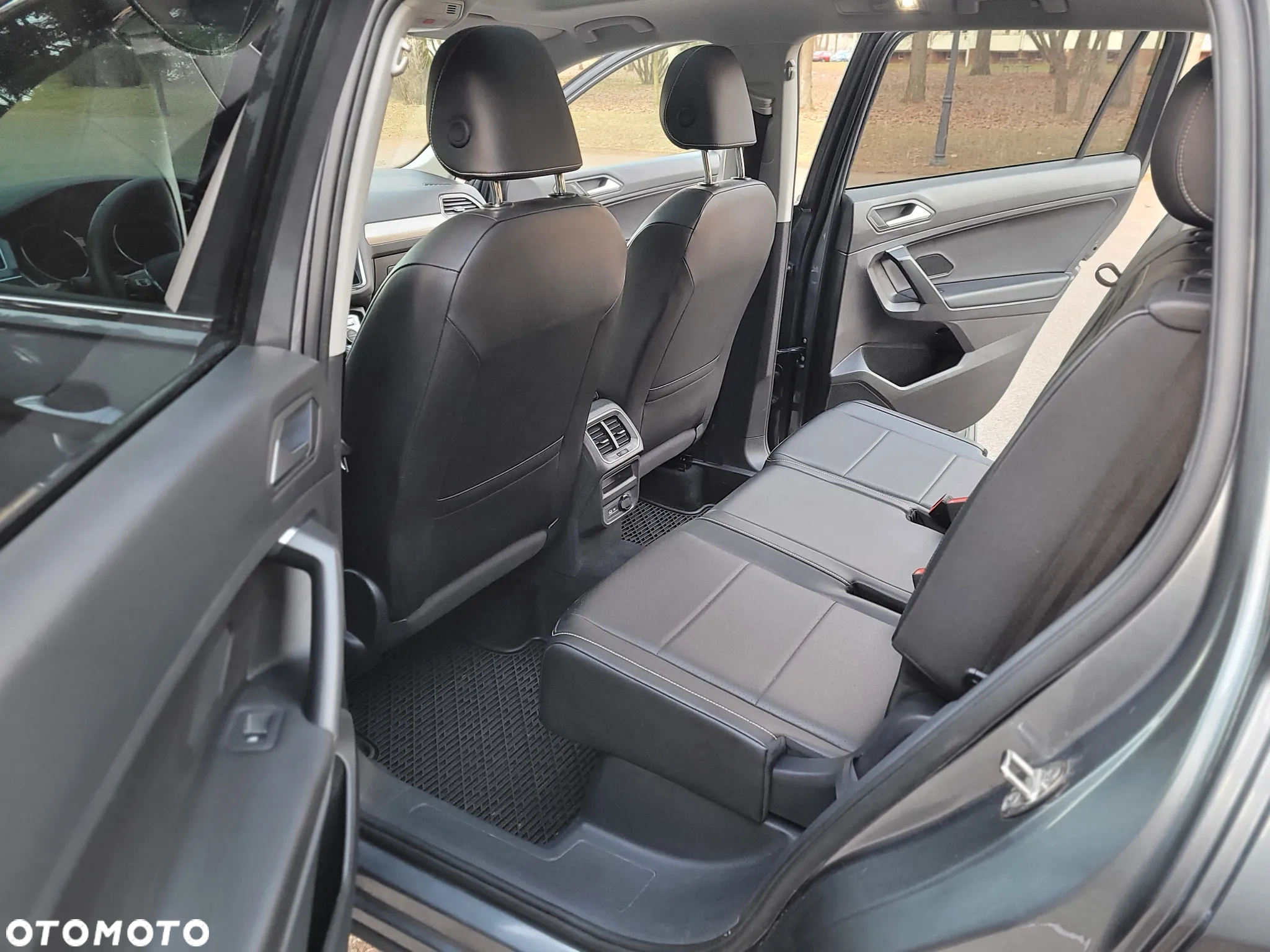 Volkswagen Tiguan 2.0 TSI 4Mot Elegance DSG - 15