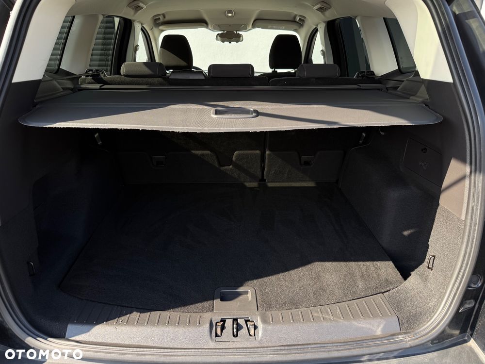 Ford Kuga 1.5 EcoBoost 2x4 Cool & Connect - 35