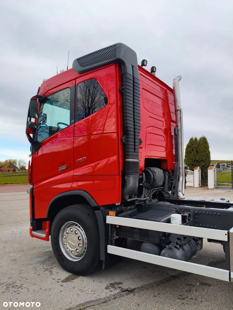 Volvo FH-16 / 750 KM / 6 x 4 / 217000 km - 12
