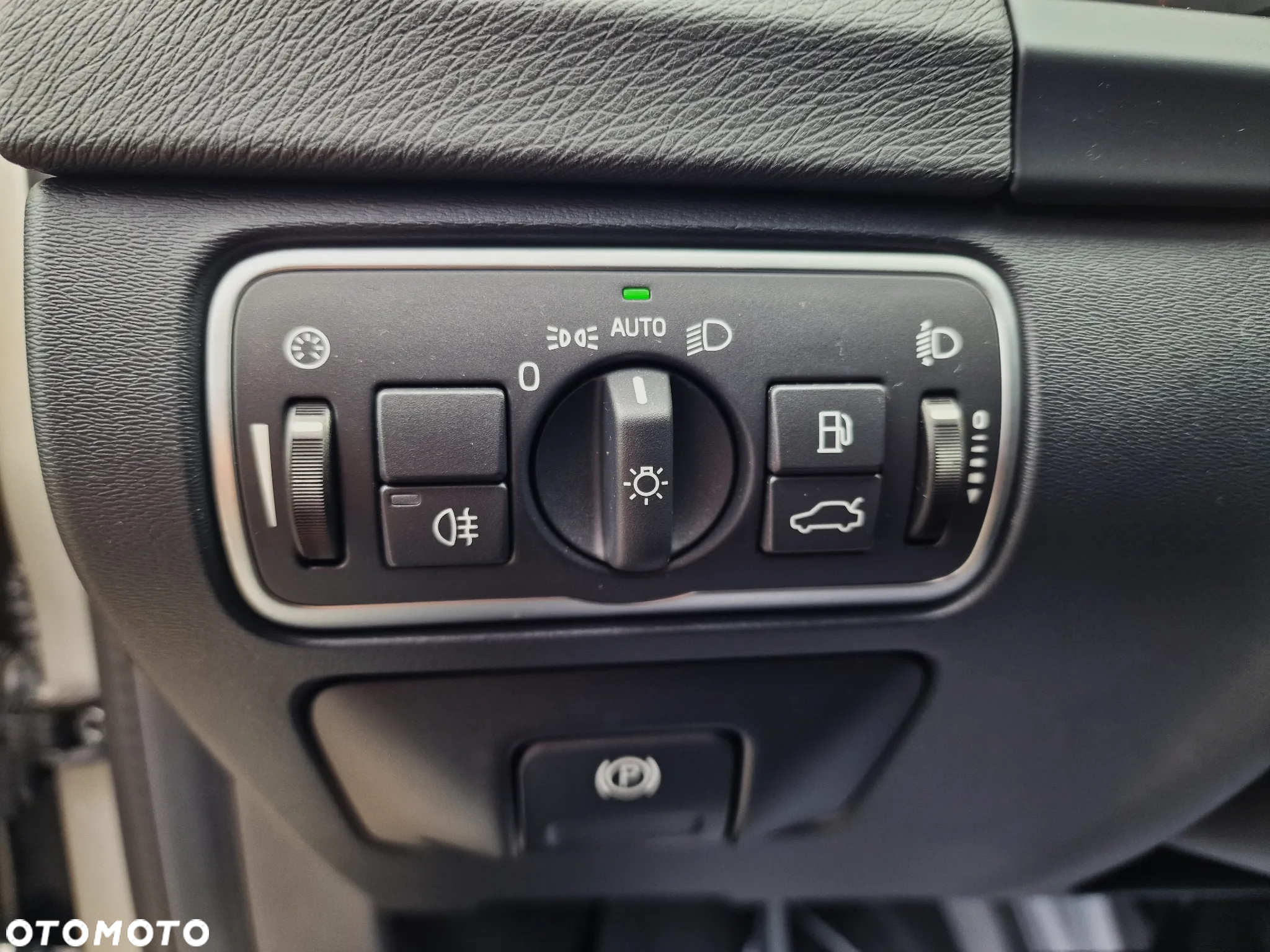 Volvo V60 D2 Geartronic Momentum - 20
