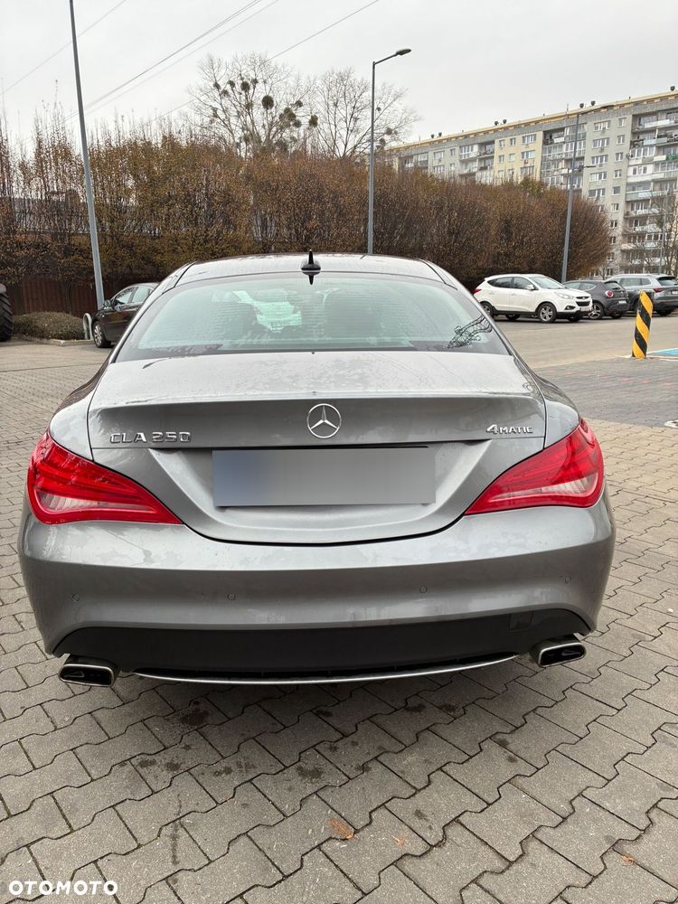Mercedes-Benz CLA 250 4-Matic - 4