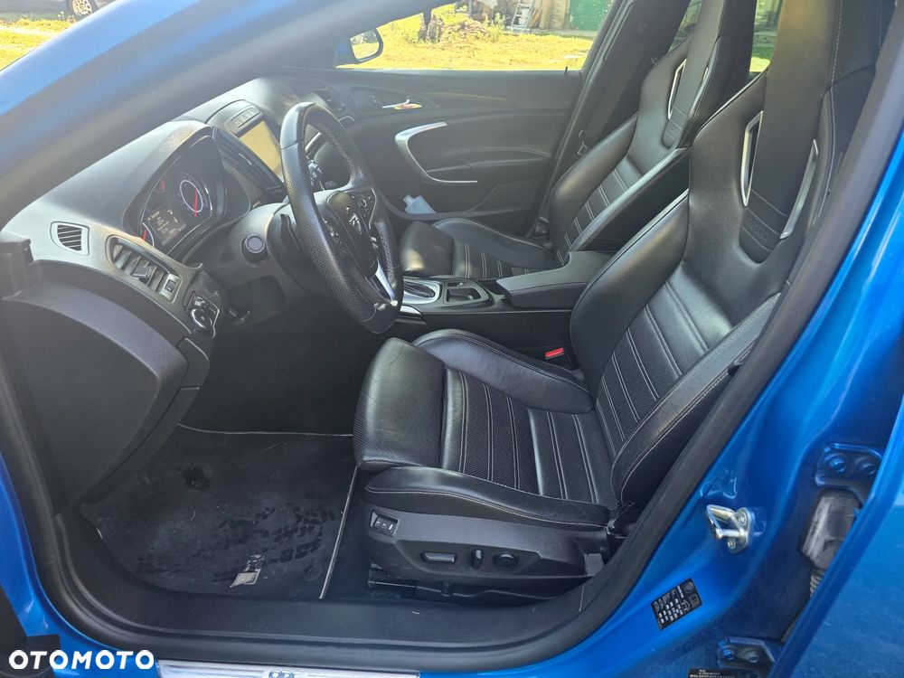 Opel Insignia 2.8 T V6 OPC EU6 - 13