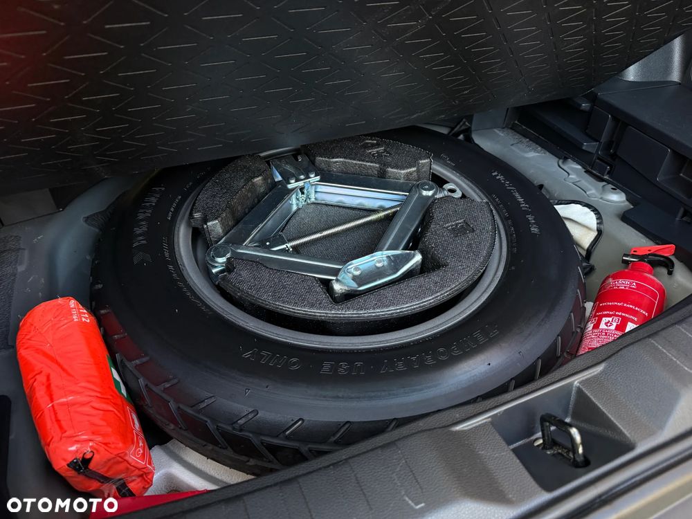 Toyota RAV4 2.5 Hybrid Comfort 4x2 - 28