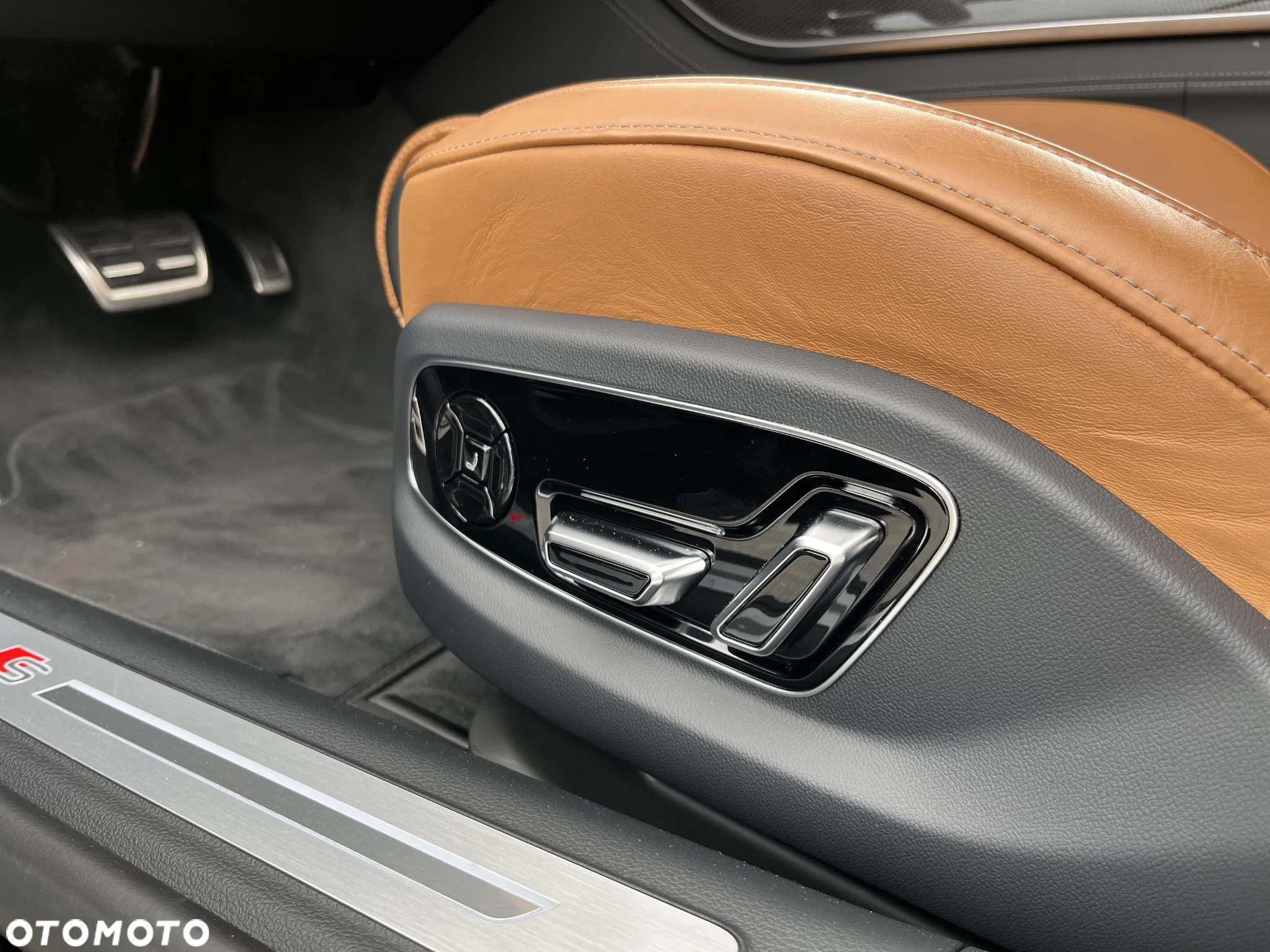 Audi A8 - 14