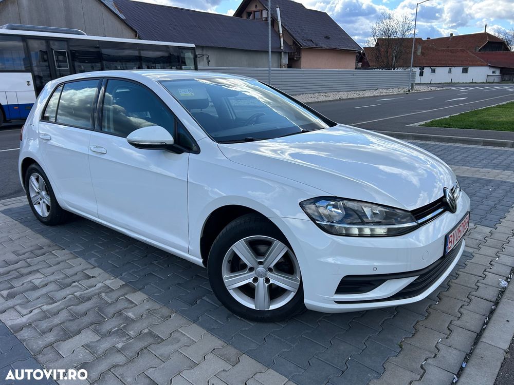 Volkswagen Golf 1.0 TSI (BlueMotion Technology) Comfortline - 4