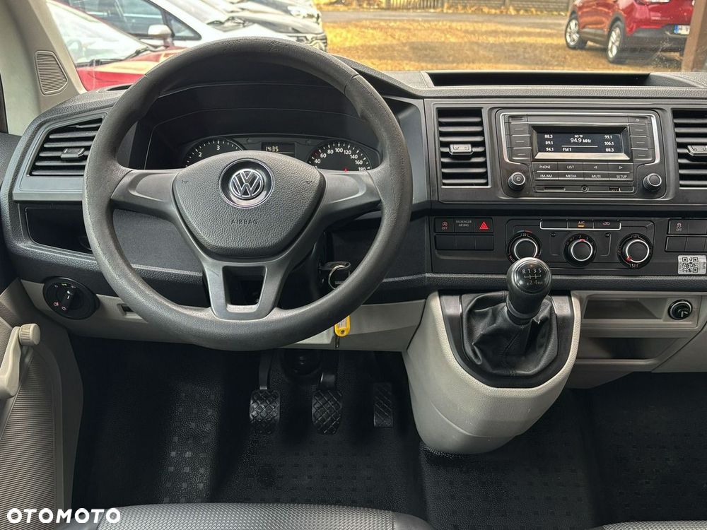 Volkswagen Transporter - 24