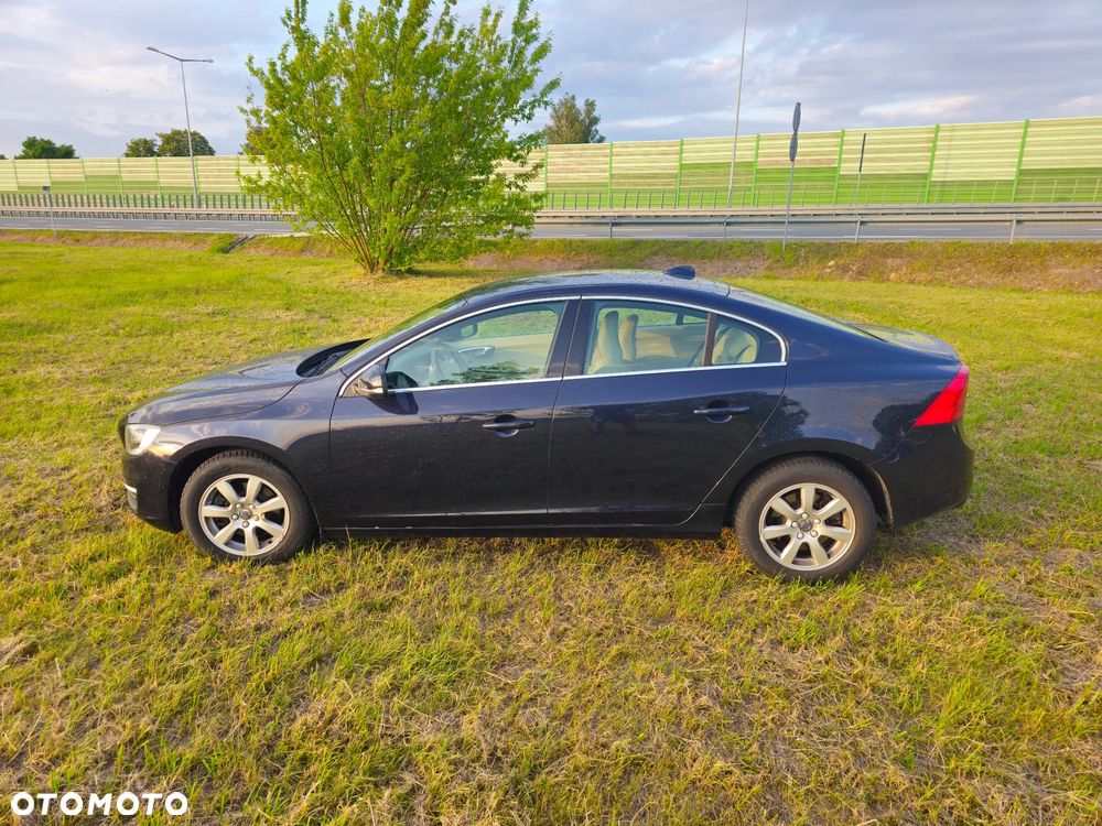 Volvo S60 D3 Drive-E Summum - 9