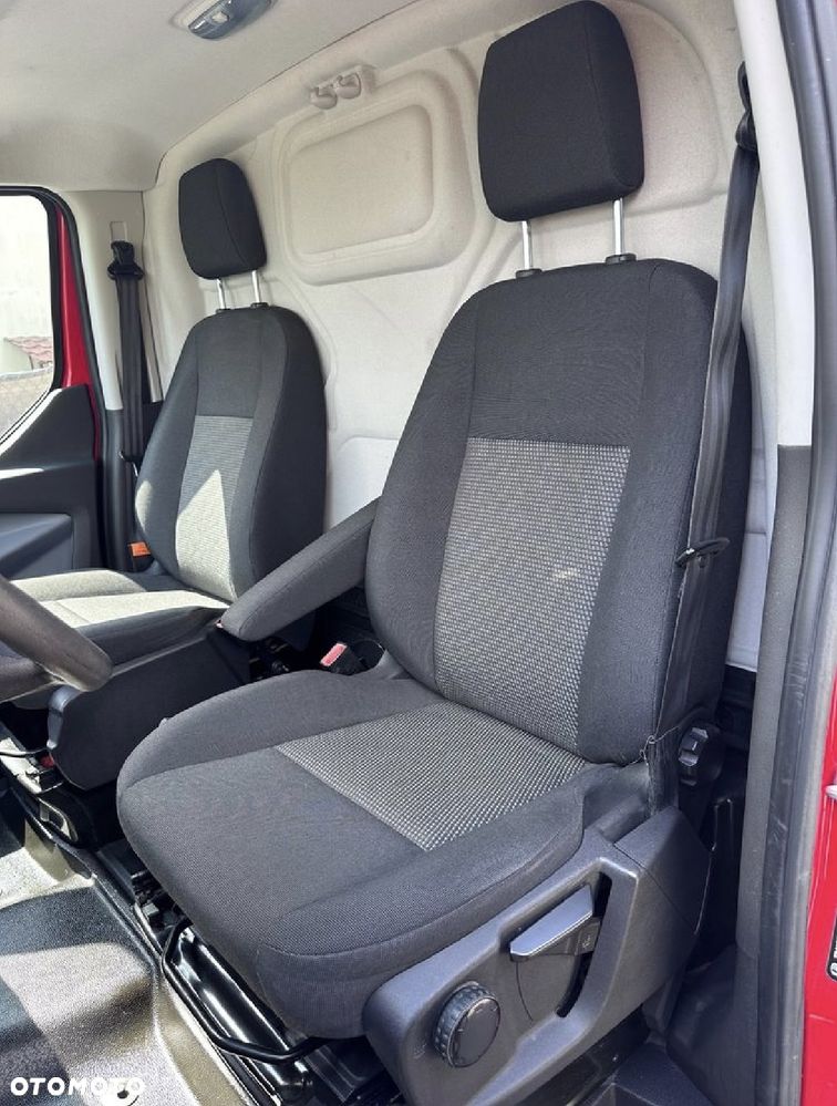 Ford Transit - 17