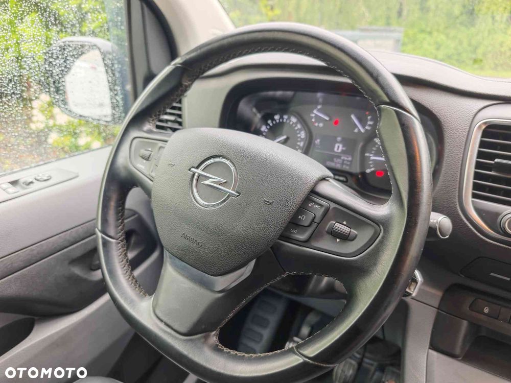 Opel Vivaro - 4