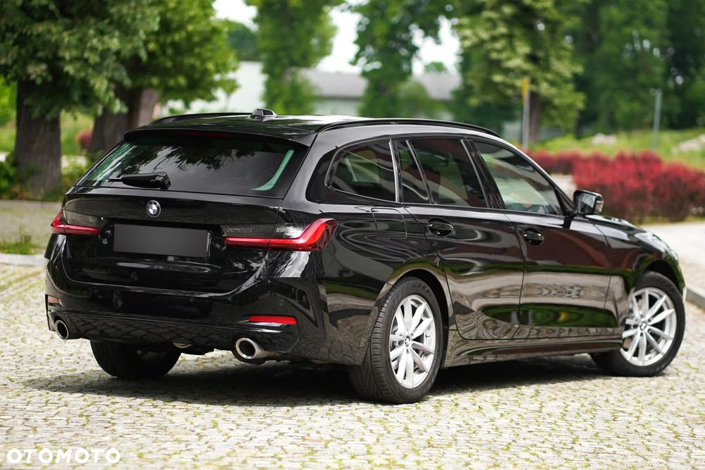 BMW Seria 3 320d Advantage sport - 14