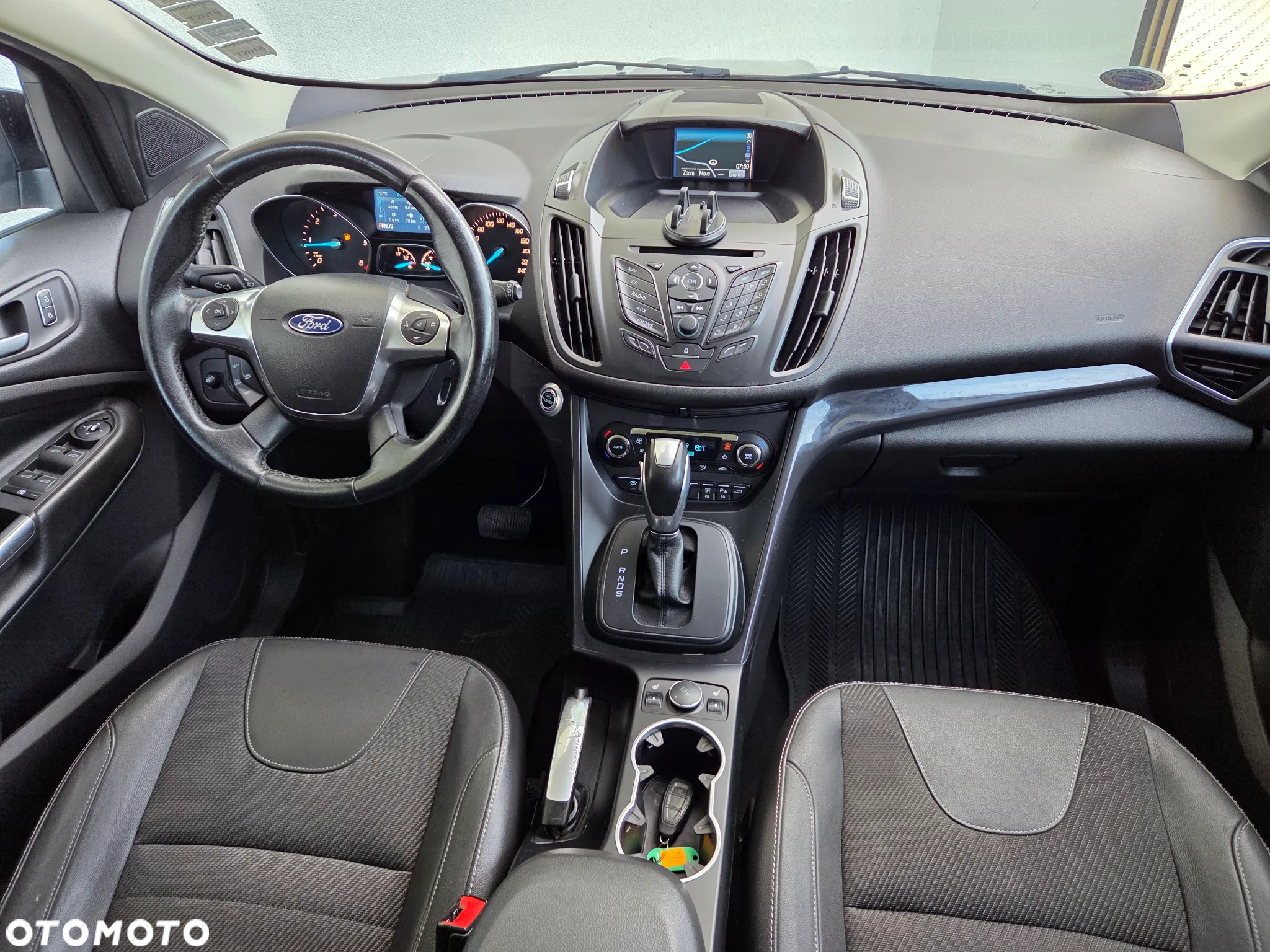 Ford Kuga - 9
