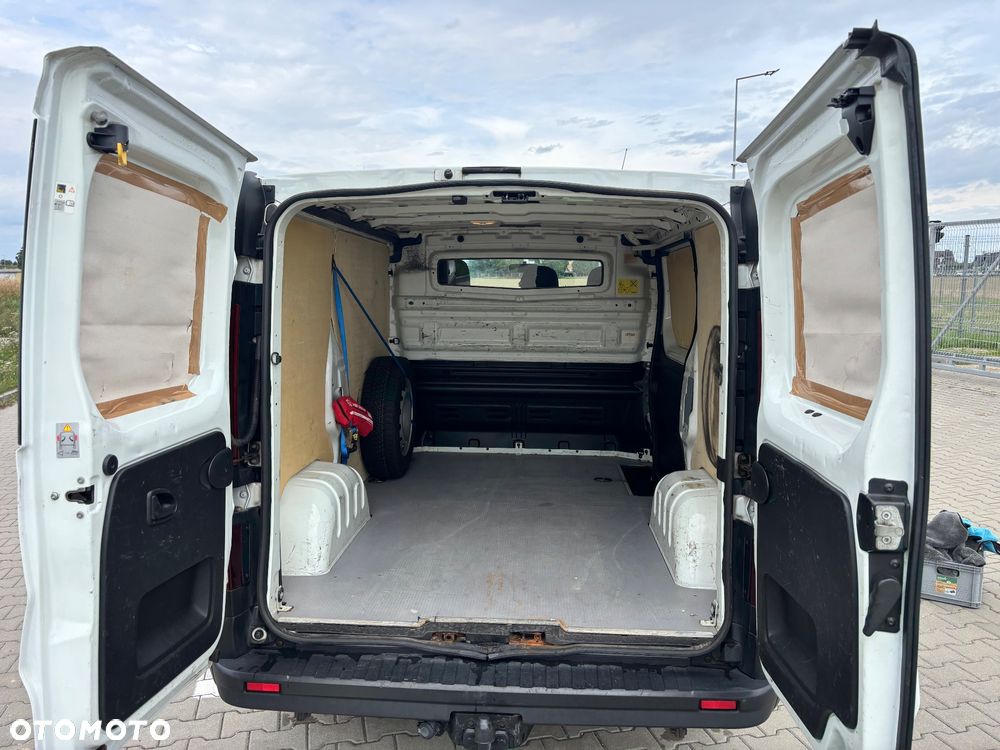 Renault Trafic - 23