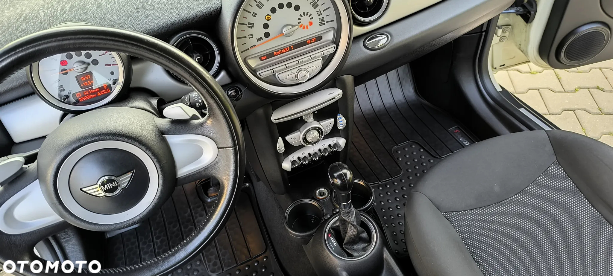 MINI ONE Standard - 9