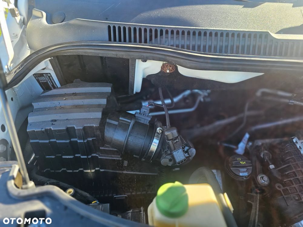 Volkswagen Transporter - 15