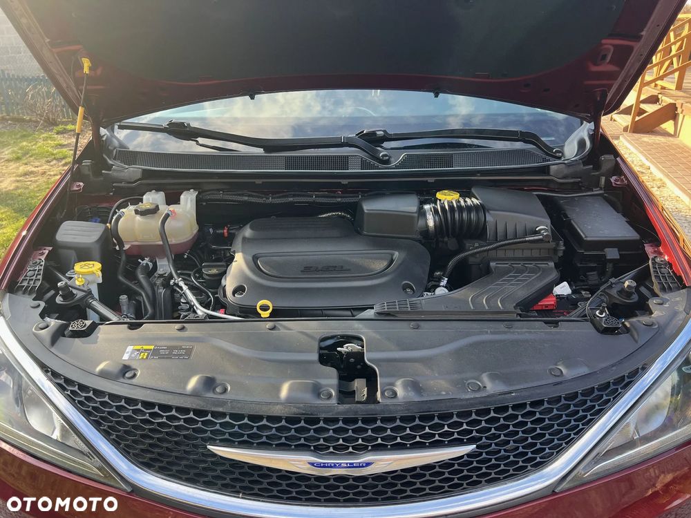 Chrysler Pacifica - 21