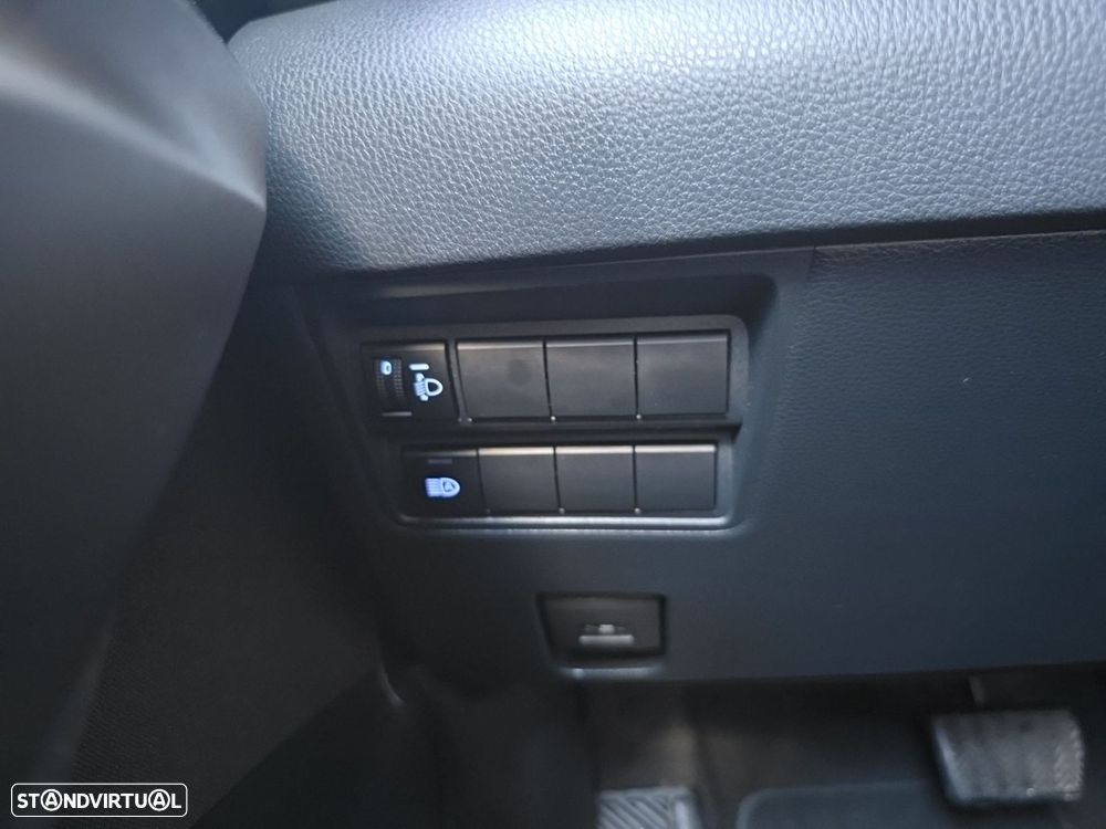 Toyota Yaris Cross 1.5 HDF Comfort Plus - 19