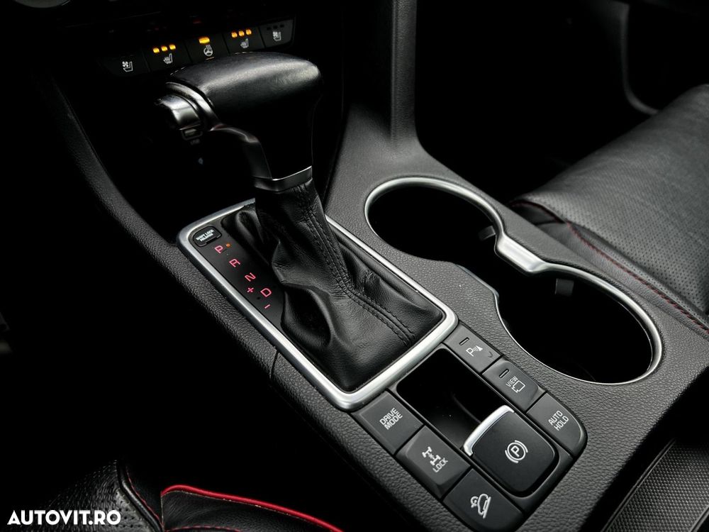 Kia Sportage 2.0 DSL 8AT HP 4x4 GT Line - 16