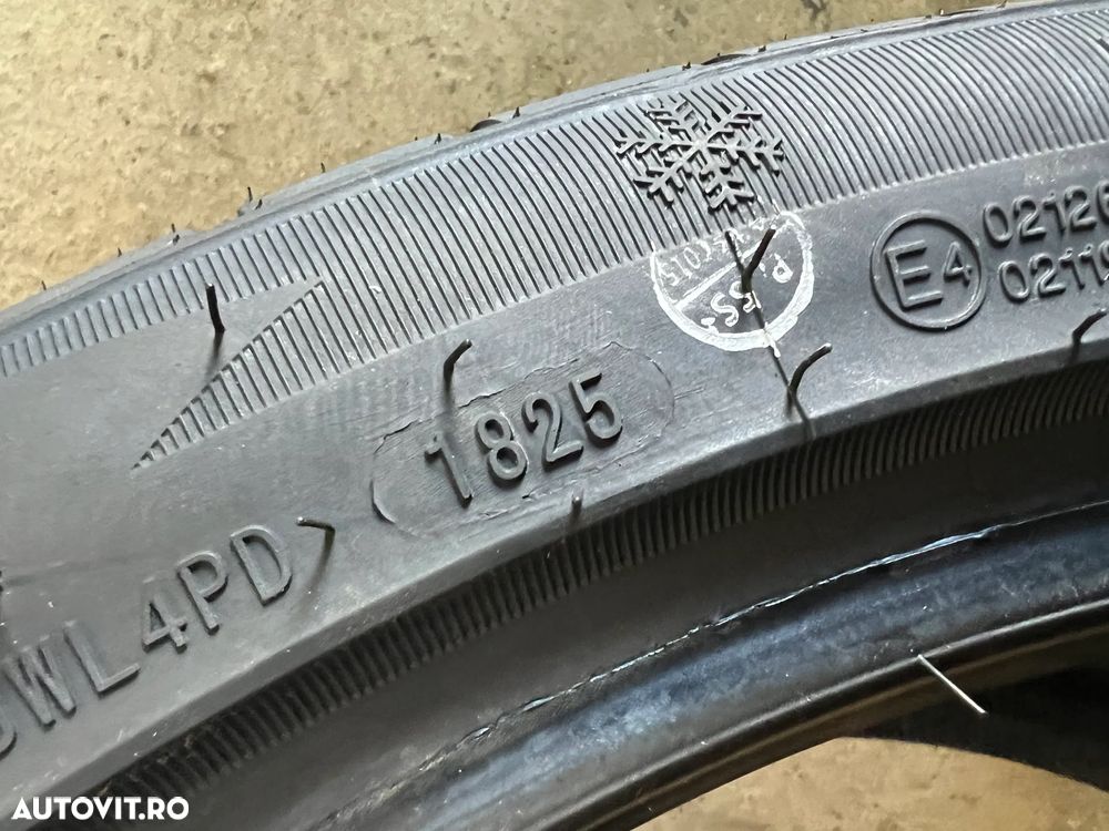 4 anvelope iarna  295-35-21 PORSCHE cayenne cauciucuri iarna 295-35-21 - 5