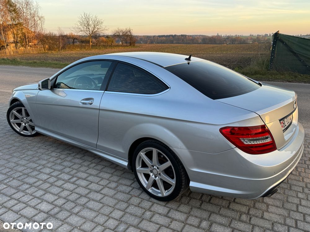 Mercedes-Benz Klasa C 180 Coupe AMG Line - 30