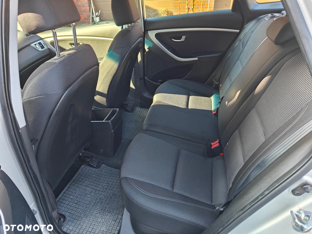 Hyundai i30 1.4 CRDi Classic + - 3