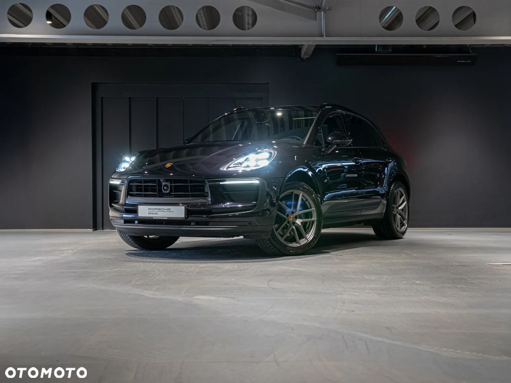 Porsche Macan Standard - 1