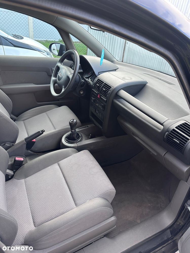 Audi A2 1.4 - 13