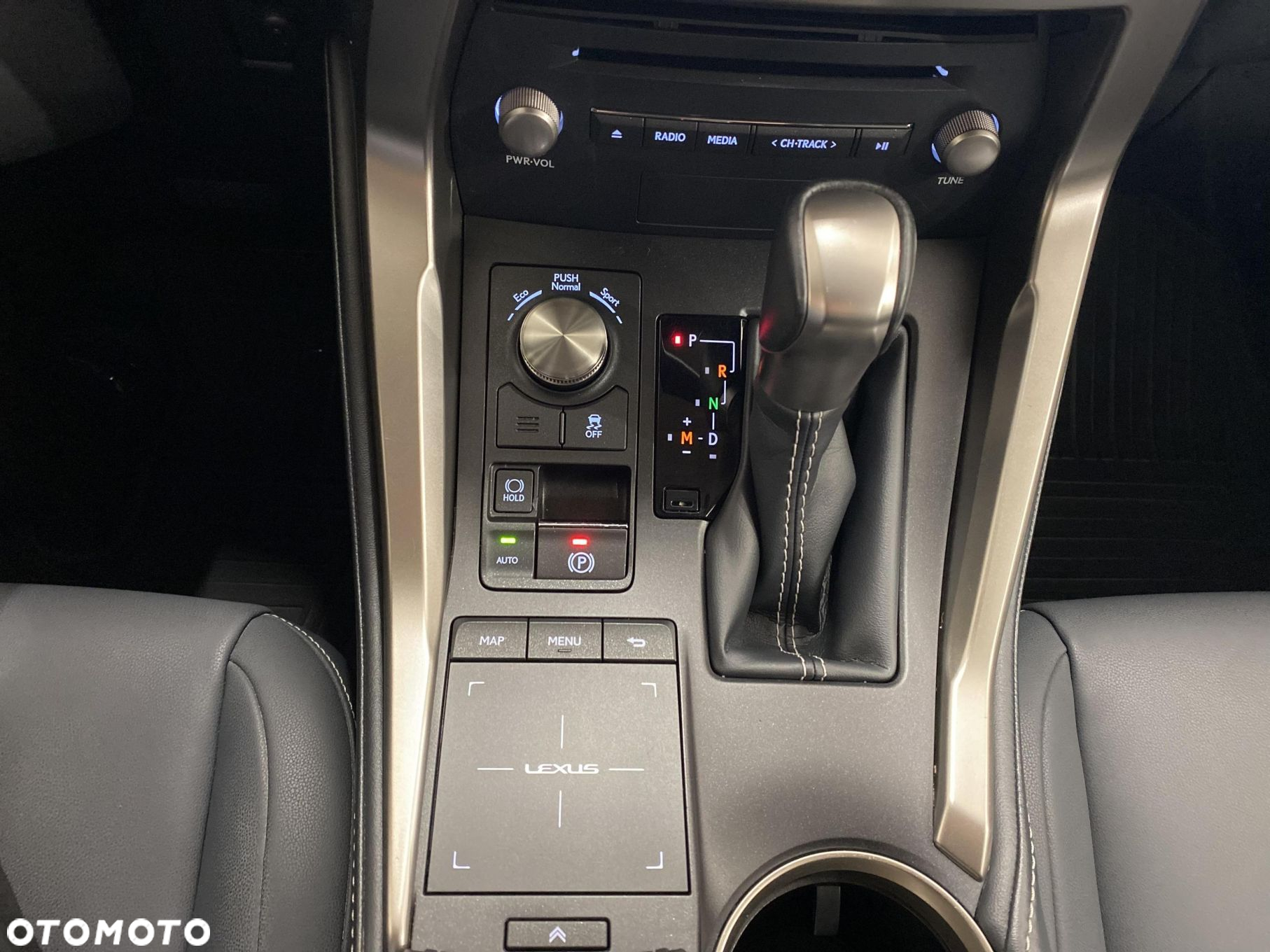 Lexus NX 300 F Impression AWD - 18