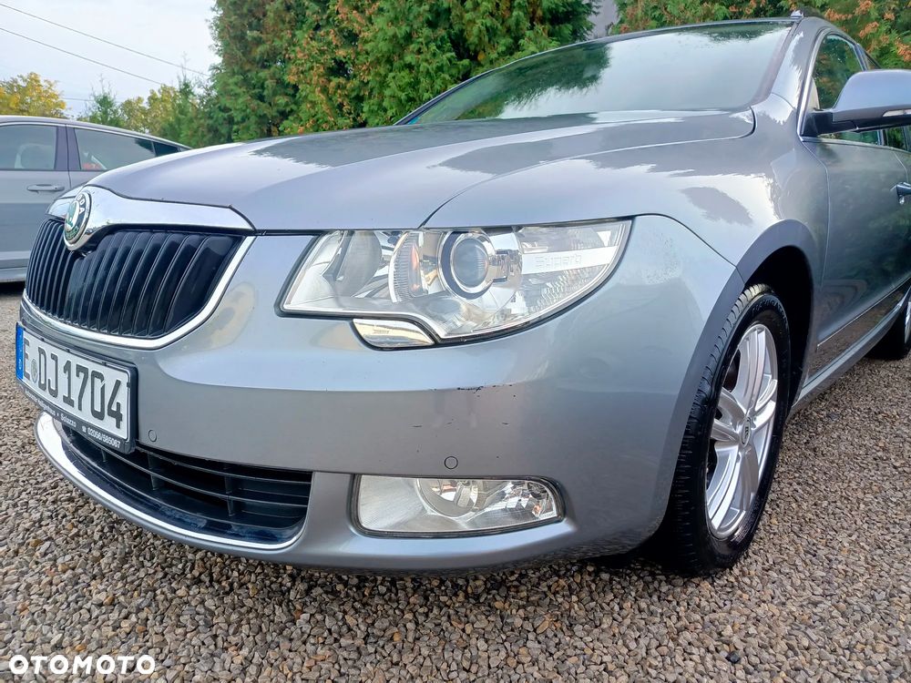 Skoda Superb 1.8 TSI DSG Elegance - 8