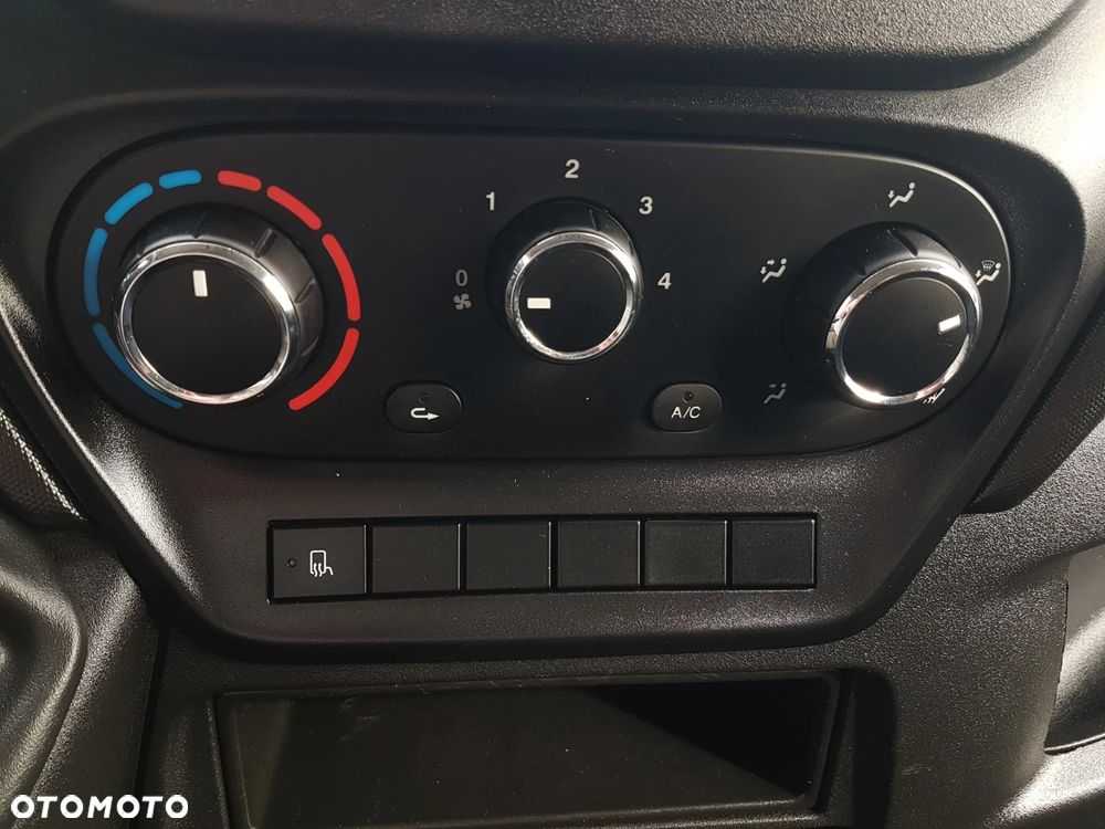 Iveco DAILY 6EP CHŁODNIA MROŹNIA IZOTERMA AGREGAT THERMO KING V-200 MAX GRZANIE 35S15 - 35