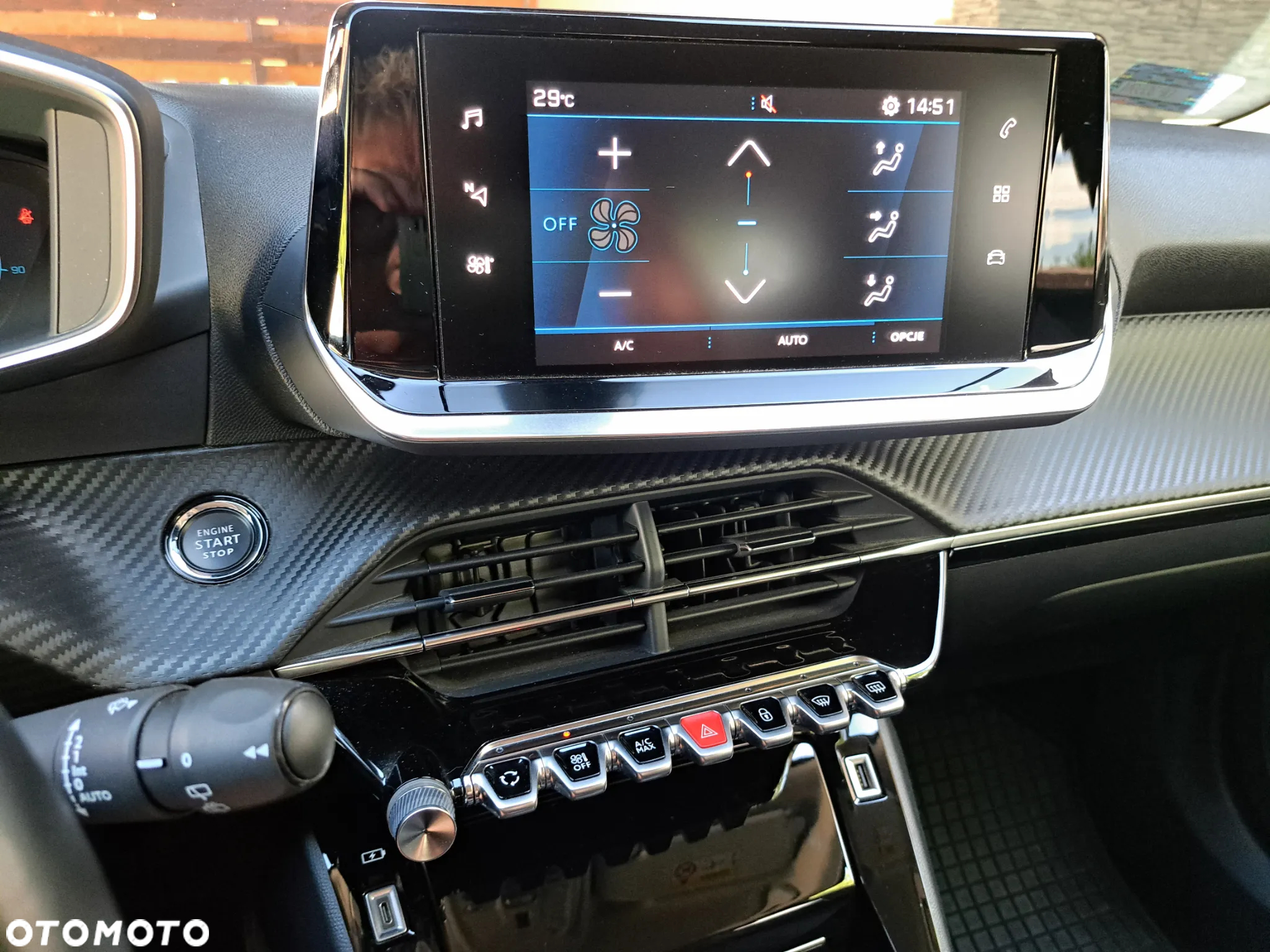 Peugeot 2008 1.2 PureTech Allure S&S - 18