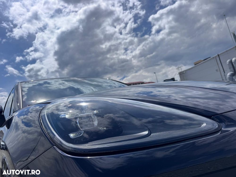 Porsche Cayenne Tiptronic S - 13