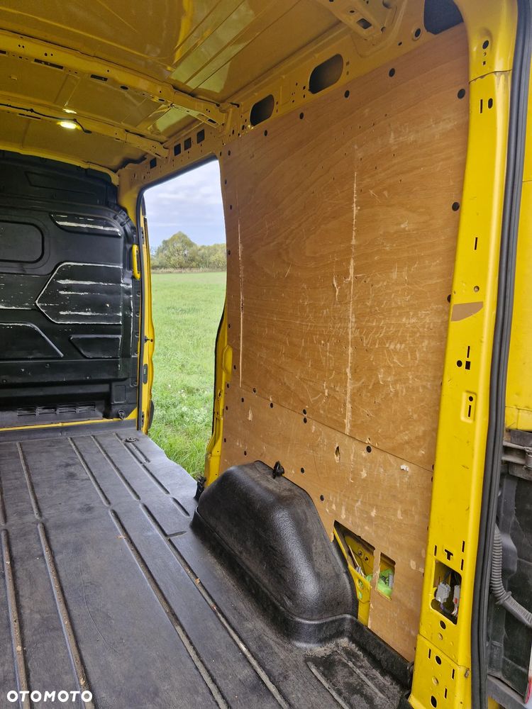 Ford transit - 25
