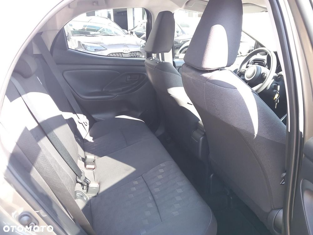 Toyota Yaris Hybrid 1.5 Style - 10