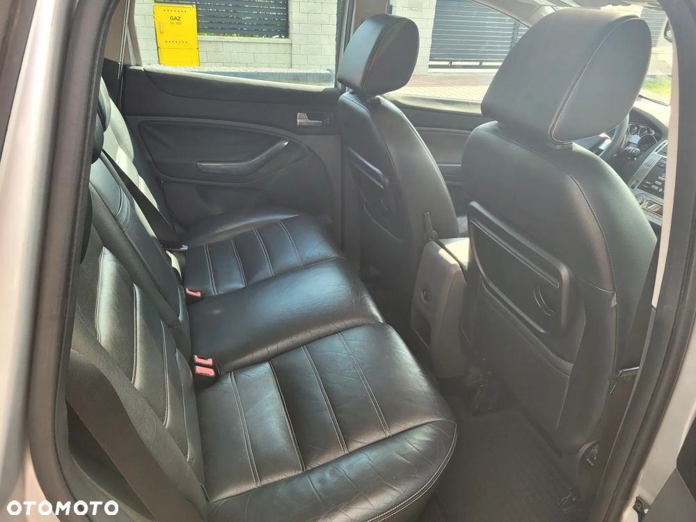 Ford Kuga 2.0 TDCi 4x4 Trend - 9