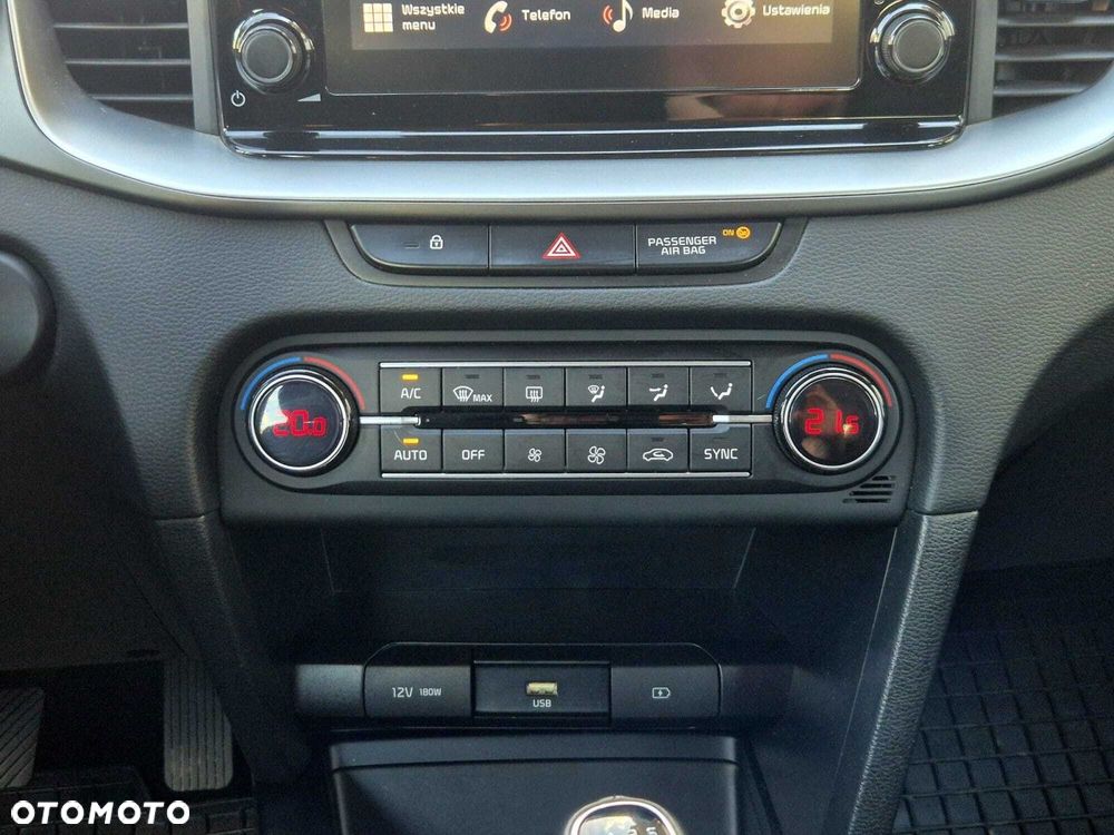 Kia Ceed 1.5 T-GDI M - 22