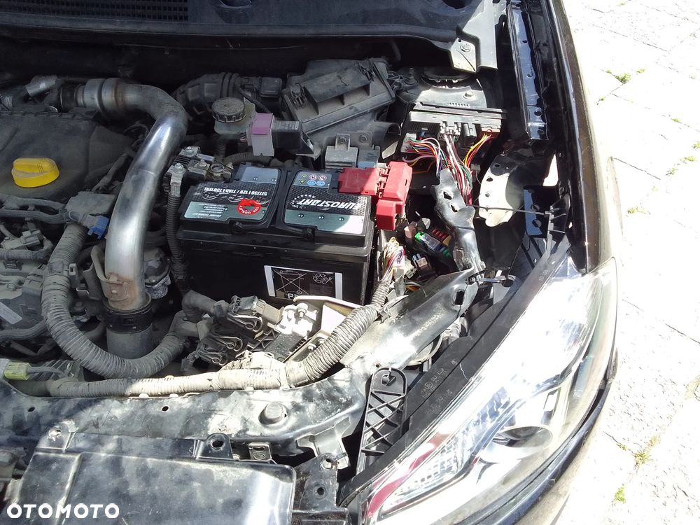 Nissan Qashqai 1.6 DCi N-Connecta - 6